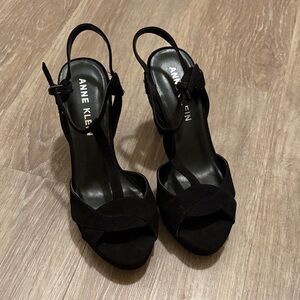 Anne Klein Elegant Black Slingback Heels